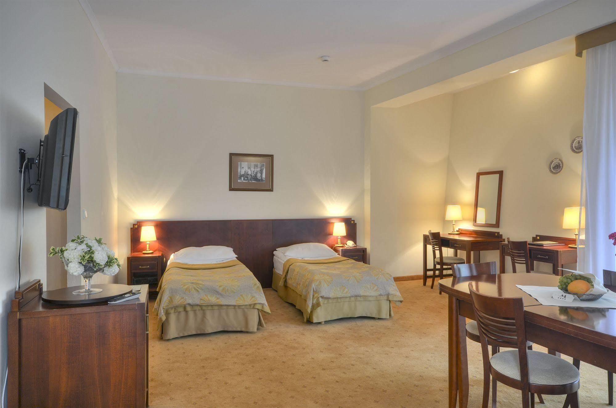 Hotel Moscicki 스파와 외부 사진
